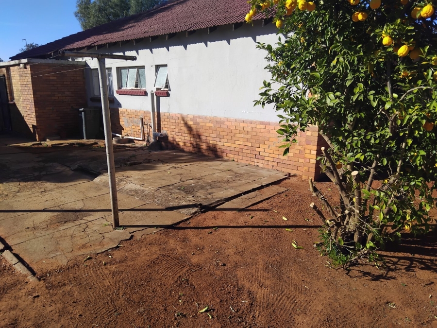 3 Bedroom Property for Sale in Stilfontein Ext 2 North West